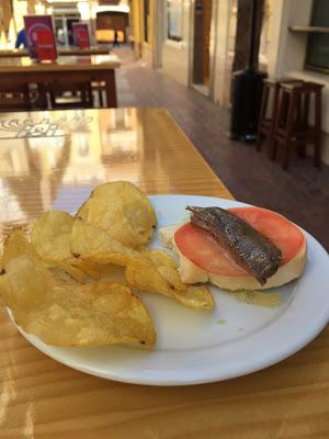 Blues oriental con anchoa