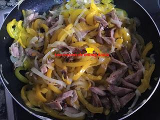 SARTÉN DE PIMIENTOS AMARILLOS CON PAVO ASADO