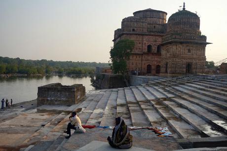 Orchha: los restos del esplendor rio-ghat-india