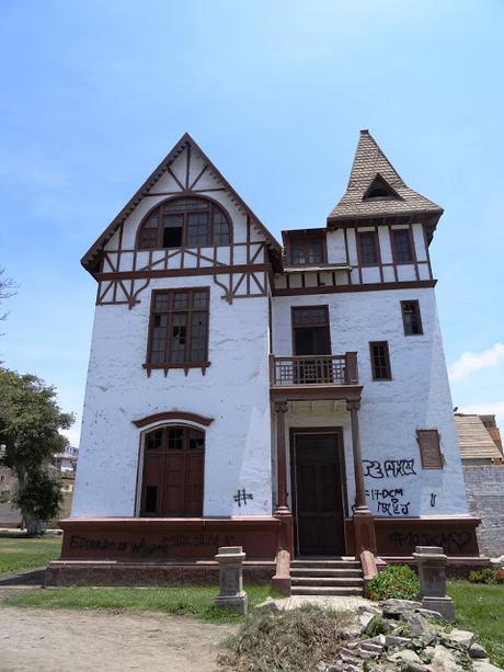 Hacia el norte chico de Lima (II) :  Visitando Paramonga