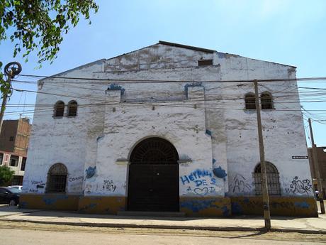 Hacia el norte chico de Lima (II) :  Visitando Paramonga