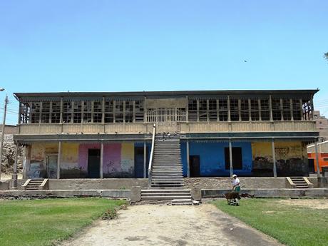 Hacia el norte chico de Lima (II) :  Visitando Paramonga