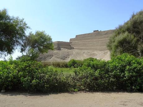 Hacia el norte chico de Lima (II) :  Visitando Paramonga