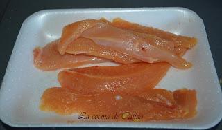 Brochetas de pollo al curry verde con quinoa al jengibre