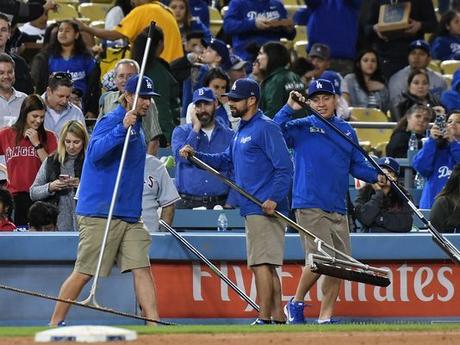 MLB: Entrenamiento de primavera-Los Angeles Angels en Los Angeles Dodgers