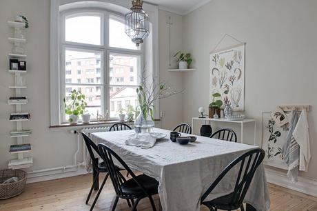 Colores suaves para un salón lleno de vida.