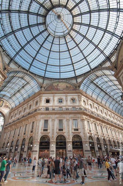 Galerias Vittorio Enmanuelle II visitas turismo MIlan Italia