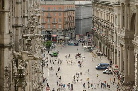 Vistas Plaza del Duomo desde tejado Catedral Subir a tejado terraza Duomo Milan viaje Italia vistas