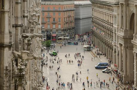 Subir a tejado terraza Duomo Milan viaje Italia vistas