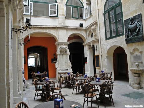 Un recorrido teatral muy particular en el Día Mundial del Teatro (1ª parte) | Día 4: Cuesta no perder el ritmo Un recorrido teatral muy particular en el Día Mundial del Teatro (1ª parte) | Día 4: Cuesta no perder el ritmo