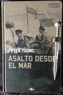 Portada del libro Asalto desde el mar, de Peter Young