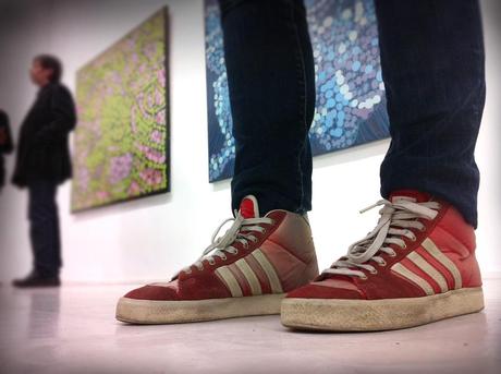 Paula, Lucía y sus Nizza desgastadas en la galería A&D;. Paula, Lucía y sus Nizza desgastadas en la galería A&D;.