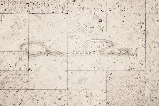 EL ESTUDIO DE OSCAR DE LA RENTA EN MANHATTAN