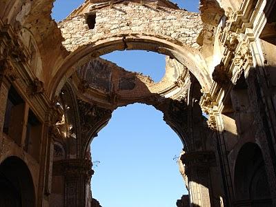 La identidad transformada, su esencia real y permanente, las ruinas y el Arte.