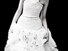 Alexander McQueen's White Fall 2.011