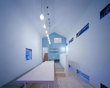 La casa de la pared azul La casa de la pared azul