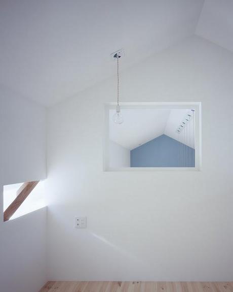 La casa de la pared azul La casa de la pared azul