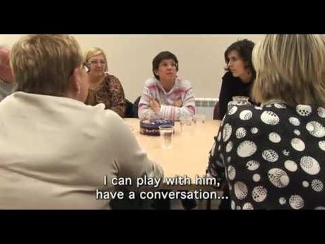 Amor+Vida+Desesperación+Paciencia+ Soledad+Culpabilidad+Renuncia= “Cuidadores” YouTube Preview Image