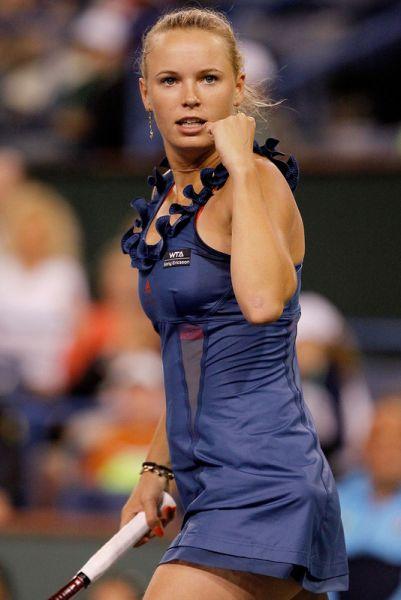 Indian Wells: Wozniacki venció a Sharapova y es finalista