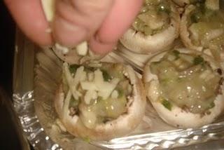 CHAMPIÑONES RELLENOS
