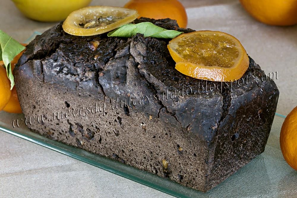 PAN DE ALGARROBA CON AVELLANAS Y CITRICOS  CONFITADOS