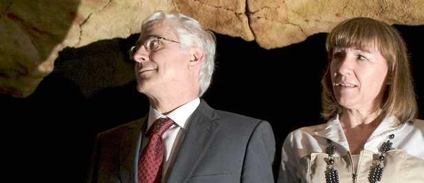 Barreda suprime la Semana Santa y Estrasburgo autoriza los crucifijos italianos