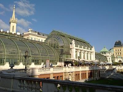 Viena. De los espectaculares palacios a las laderas de viñedos