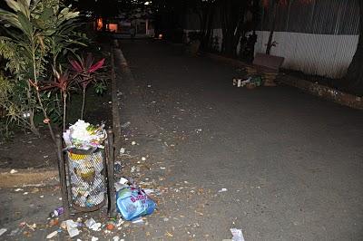 Con la fuerza del pueblo... Nos invade la Basura!