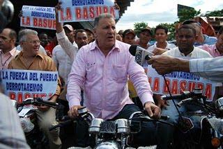 Con la fuerza del pueblo... Nos invade la Basura!