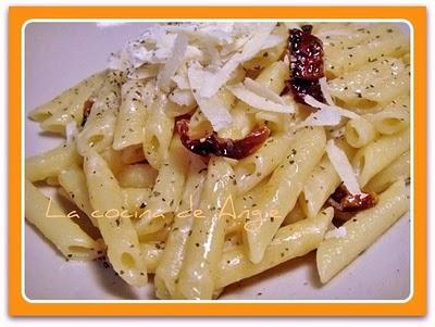 PENNE CON MASCARPONE Y TOMATES SECOS