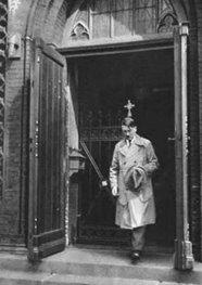 Falacia Reductio ad Hitlerum: Hitler era católico