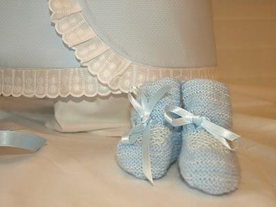 Faldón de cintura con jersey... en azul y blanco