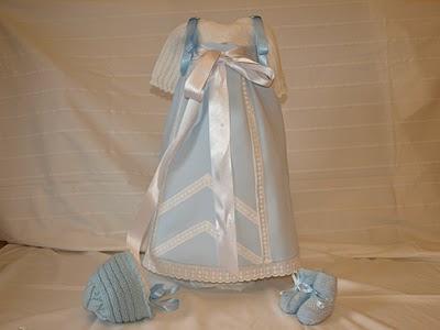 Faldón de cintura con jersey... en azul y blanco