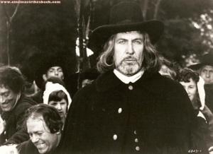 “Lo que no se ve”: Michael Reeves en Pasadizo, cuestiones de intendencia y anuncios con palabras.