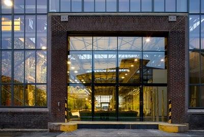 Viejos astilleros,lugares con infinidad de usos nuevos