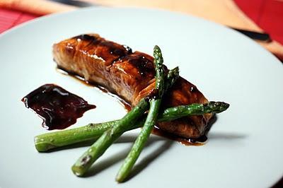 Salmón en salsa teriyaki Salmón en salsa teriyaki