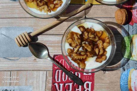 PANNACOTA CON MIEL Y NUECES