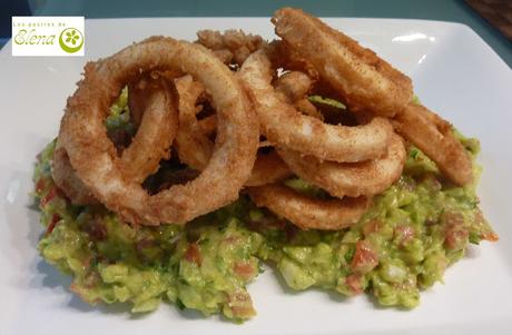 Calamares fritos sobre puré de aguacate de Jamie Oliver