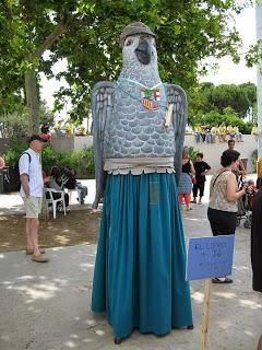 Gigantes curiosos de Barcelona en el Laberint de Wonderland Gigantes curiosos de Barcelona en el Laberint de Wonderland