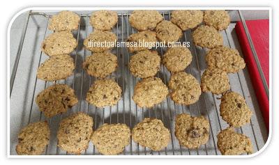 Galletas de avena, naranja y chocolate