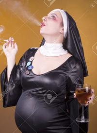 Diácono “miembro del lobby gay y ‘asesor teológico’ de la organización abortista Católicas por el Derecho a Decidir, llegó a Ecuador”