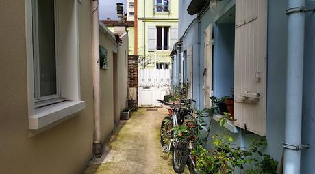 Chez Jeanne... Chez Jeanne...