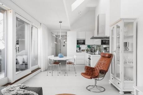 pisos centro con terraza Dúplex nórdico con chimenea y terraza decoración dúplex chimenea ático 