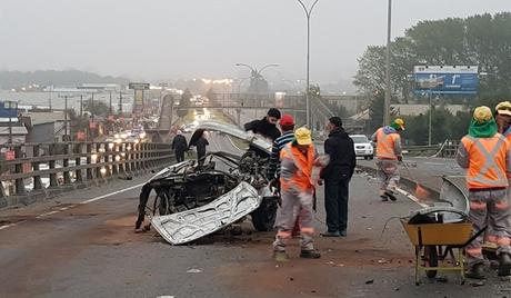 Pareja de delincuentes murieron tras colisionar vehículo que habían robado