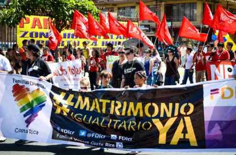 Costa Rica. Carlos Alvarado Quesada es presidente ganando con una campaña inclusiva.