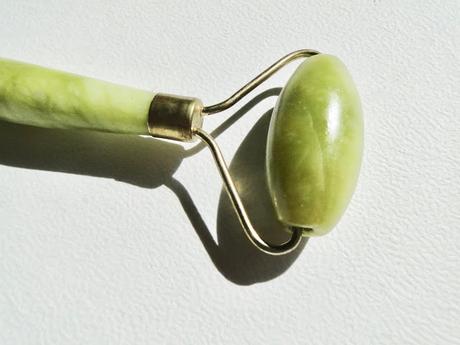 Manual de uso: Rodillo de jade. Manual de uso: Rodillo de jade.