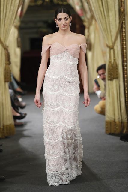 El glamour del Orient Express se pasea por Atelier Couture de la mano del diseñador Emilio Salinas El glamour del Orient Express se pasea por Atelier Couture de la mano del diseñador Emilio Salinas