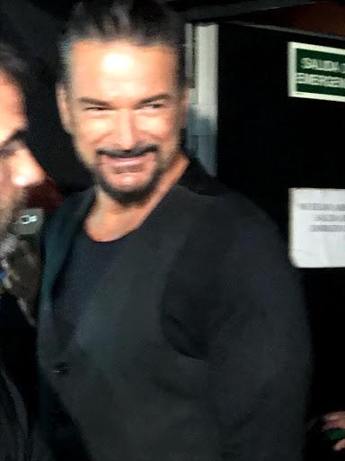 9 AÑOS DESPUÉS RICARDO ARJONA VUELVE A ESPAÑA