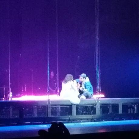Lorde se transforma en St. Vincent para cantar “New York” Instagram Photo