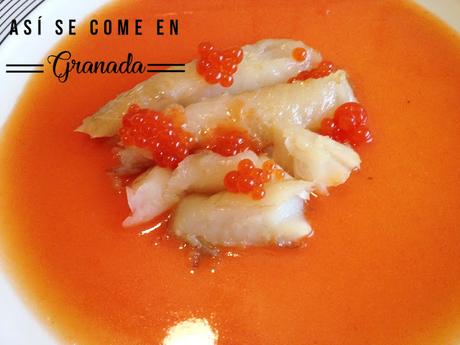 Rape con jugo de tomate asado y caviar de pimiento Rape con jugo de tomate asado y caviar de pimiento